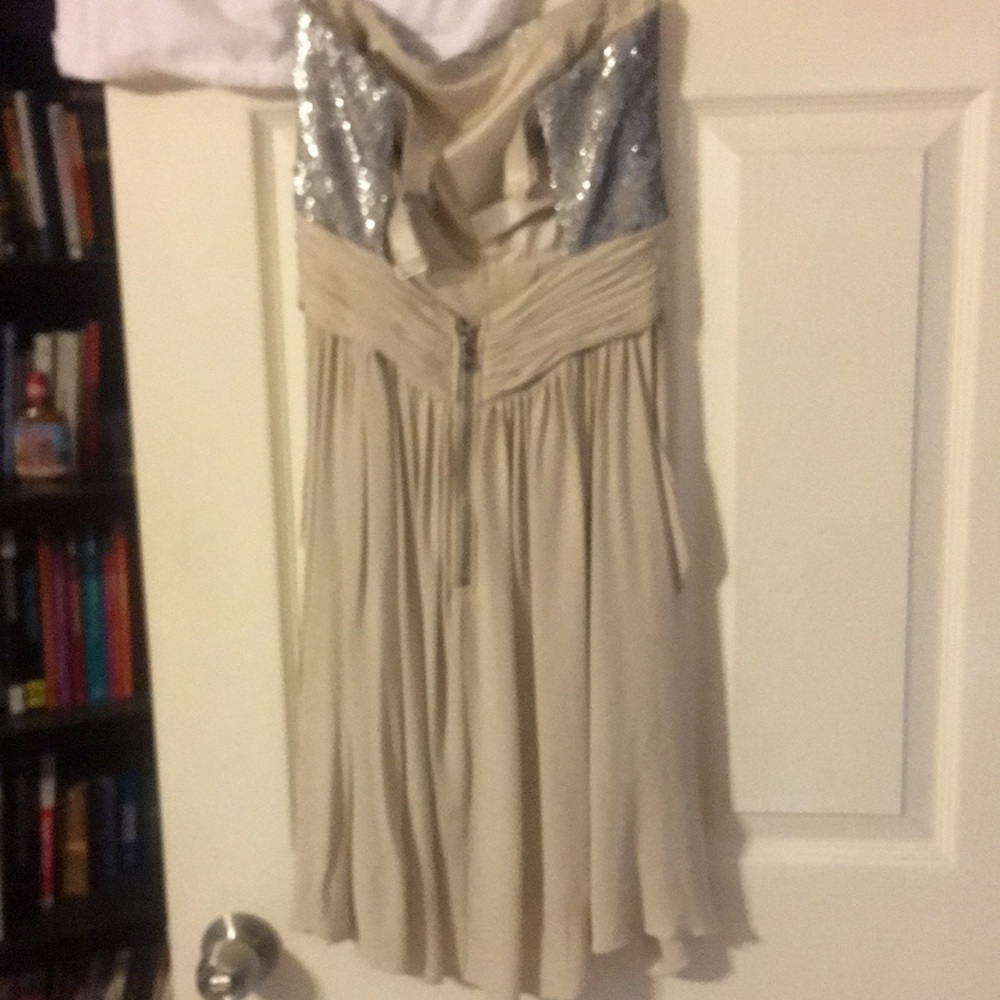 Alice + Olivia Maggie strapless sequin dress . Size 4 - Picture 4 of 7